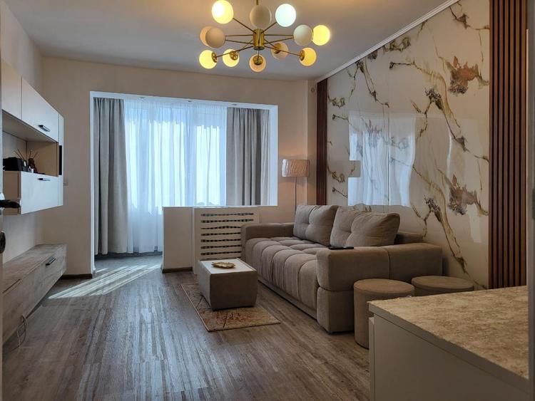 Apartament cu 2 camere circular în Centrul Civic