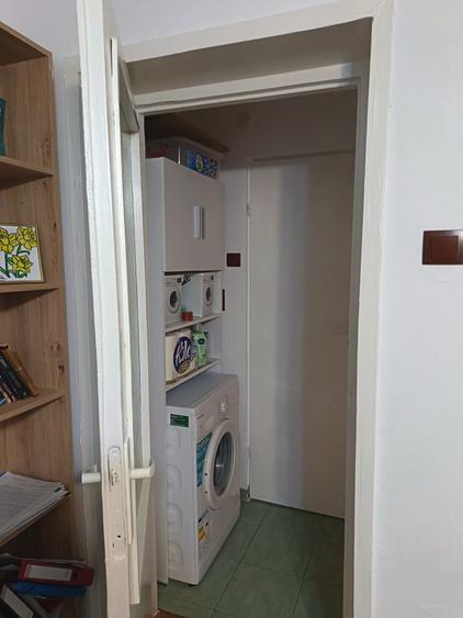 Apartament cu 2 camere semidecomandat în Est