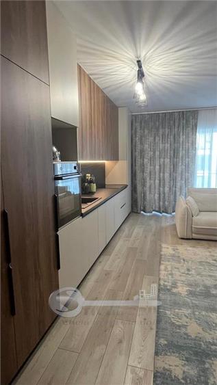 Apartament cu 2 camere decomandat în Baza 3