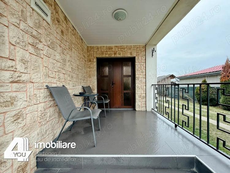 Casă cu Teren 1422 Mp în Cicir