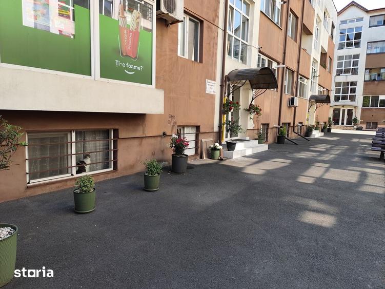 Apartament cu 3 camere în Titan