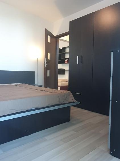 Apartament cu 2 camere semidecomandat în Baba Novac