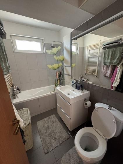 Apartament cu 2 camere în Cățelu