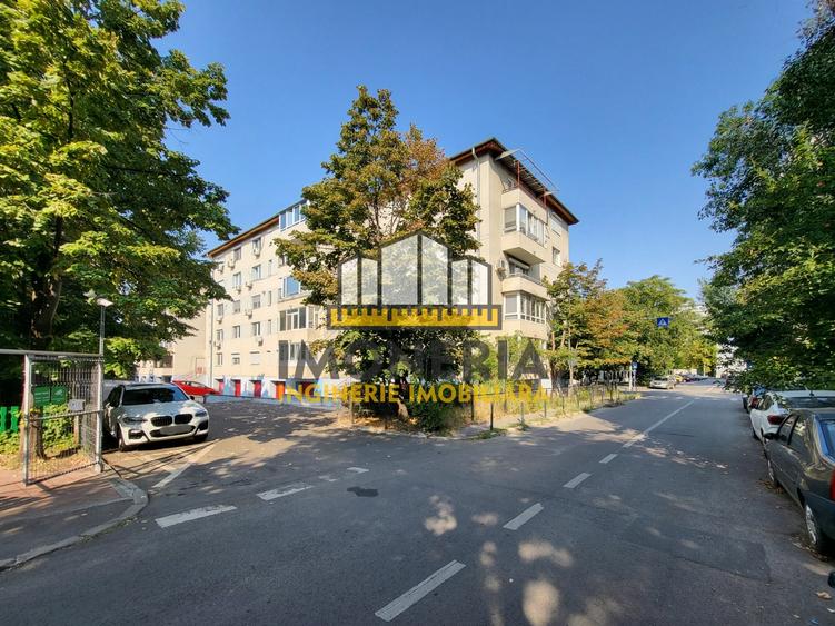 Apartament cu 3 camere decomandat, mobilat în Drumul Taberei