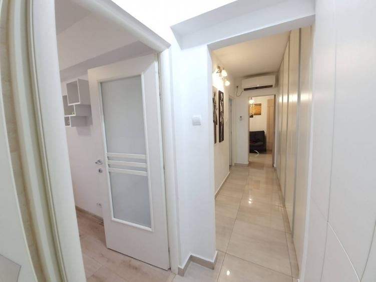 Apartament cu 2 camere decomandat, mobilat în Târgu Cucu