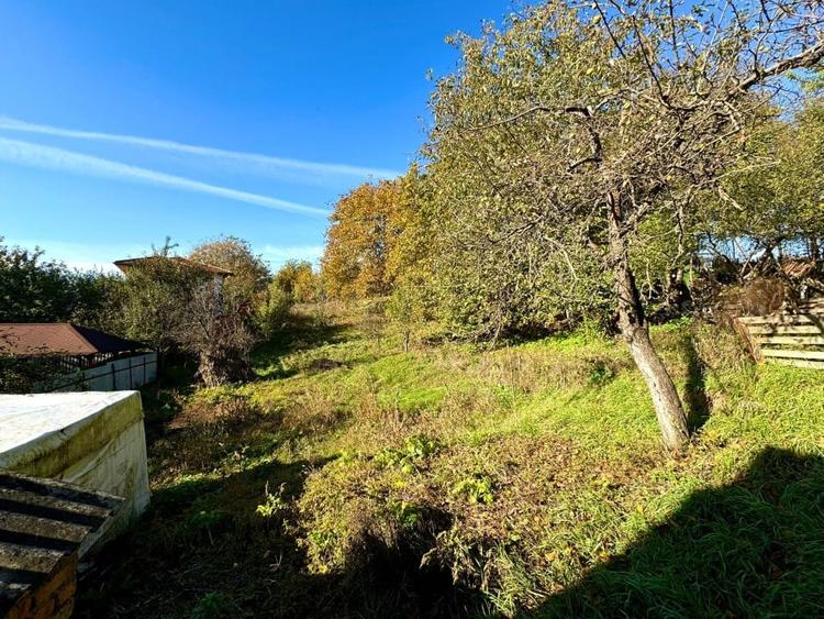 Casă individuală cu 3 camere cu Canalizare în Dâmbul Rotund