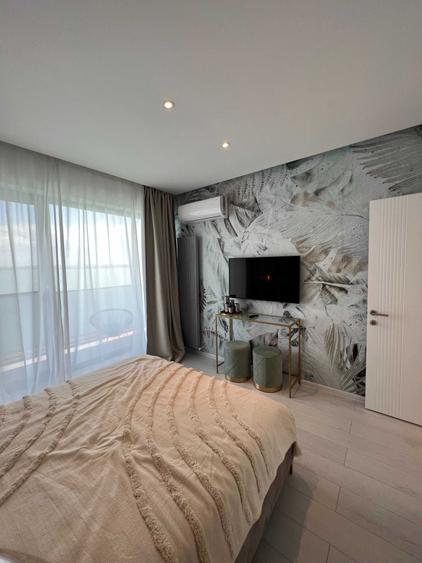 Apartament cu 2 camere semidecomandat în Central