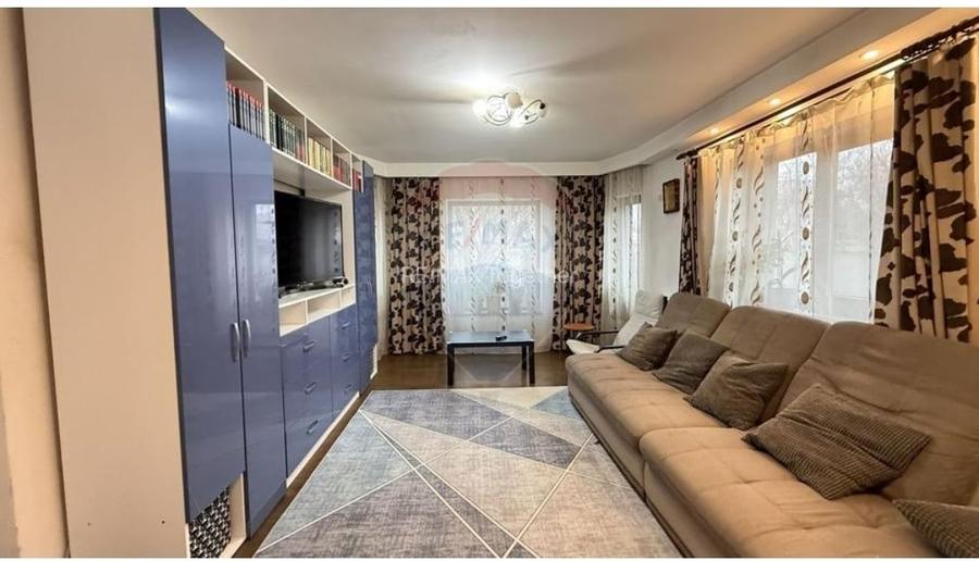 Casă cu 5 camere cu Teren 362 Mp în Exterior Vest