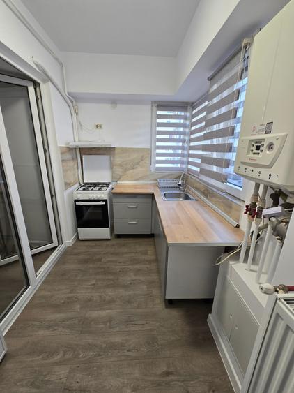 Apartament cu 2 camere semidecomandat în 13 Septembrie