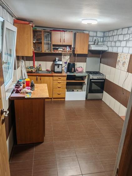 Casă cu 4 camere în Cermei