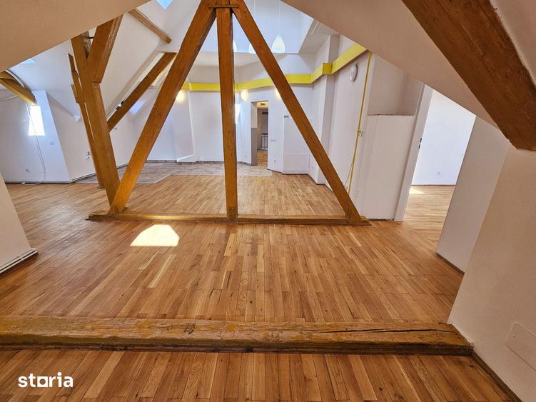 Casă cu Teren 470 Mp în Mihai Bravu