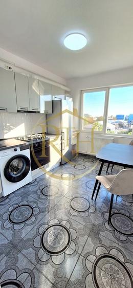 Apartament cu 2 camere semidecomandat, mobilat în Soarelui