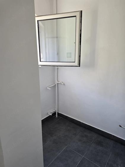Garsonieră decomandată în Micălaca