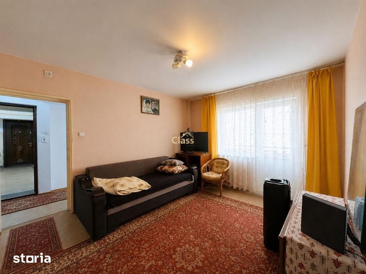 Apartament cu 4 camere semidecomandat, mobilat în Mănăștur