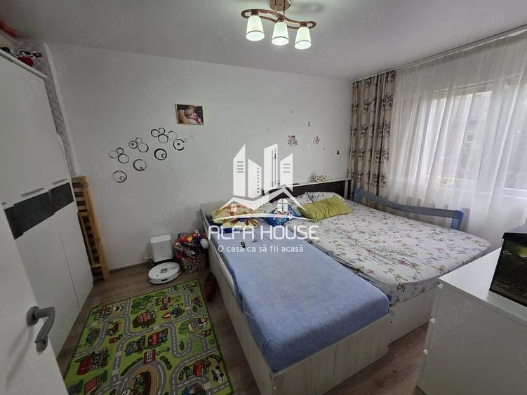 Apartament cu 2 camere semidecomandat în Micro I