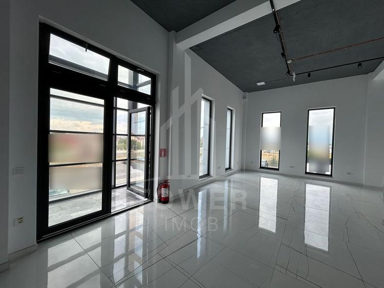 Spațiu comercial, de 227 mp, în Șelimbăr
