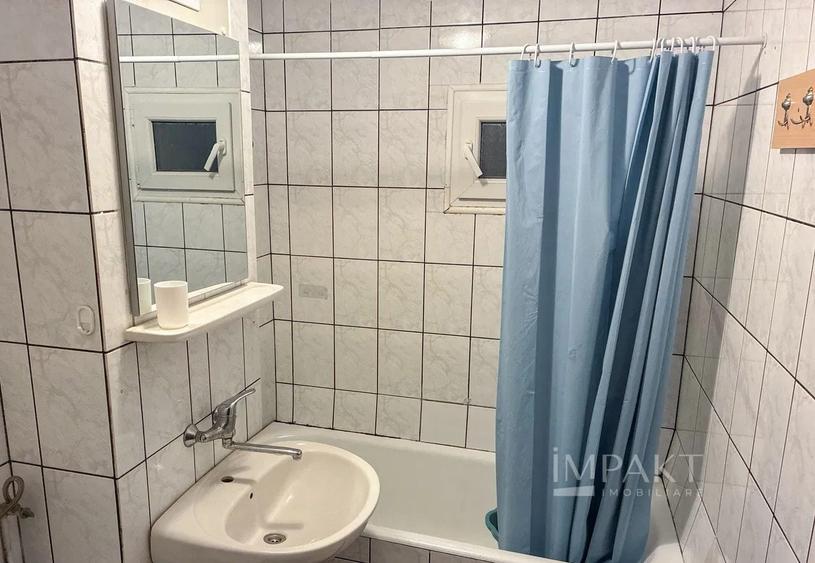 Apartament cu 4 camere decomandat, mobilat în Zorilor