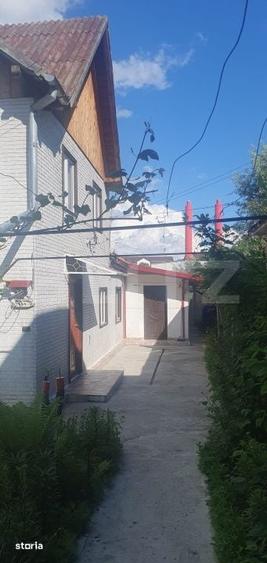 Casă cu 5 camere cu Teren 750 Mp în Central