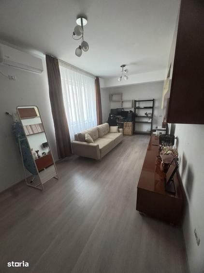 Proprietar | 2 camere decomandat | 53,6 mp | Parcare | 10 min Metrou - 5