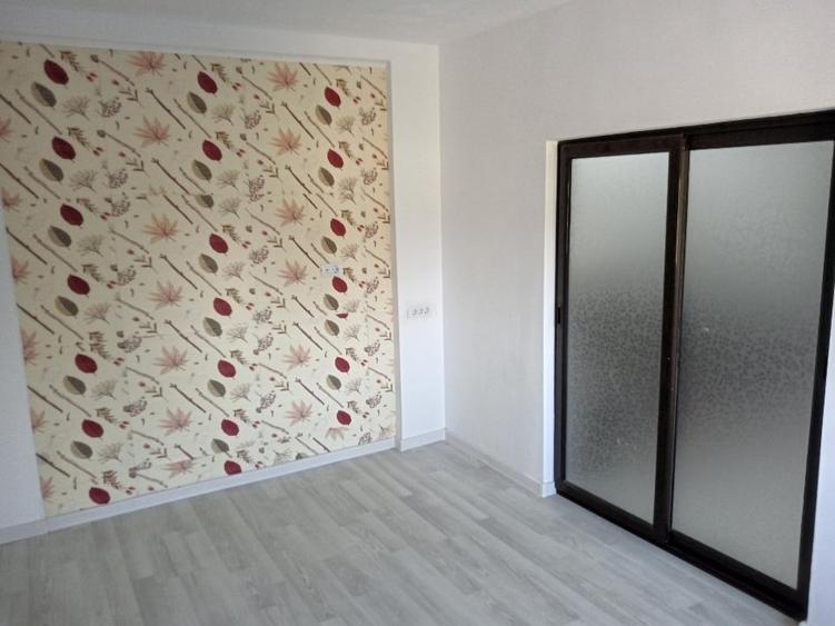 Apartament cu 2 camere semidecomandat, mobilat în Central