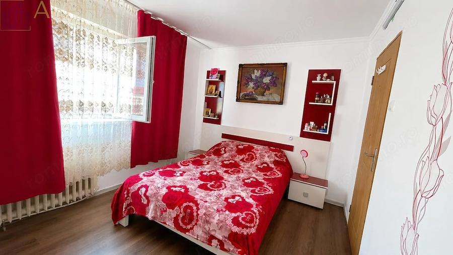 Apartament cu 2 camere decomandat în Calea Moldovei