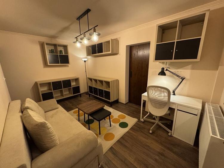 Apartament cu 2 camere nedecomandat în Aurel Vlaicu