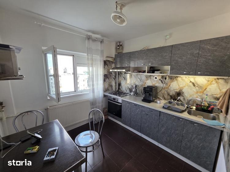 Apartament cu 3 camere decomandat în Militari