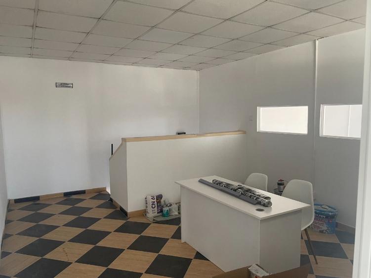 Birou, 35 mp în Păcii