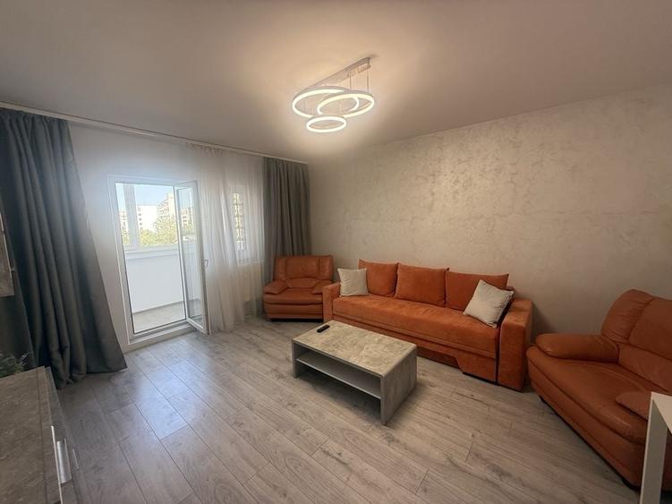 Apartament cu 2 camere decomandat în Vitan