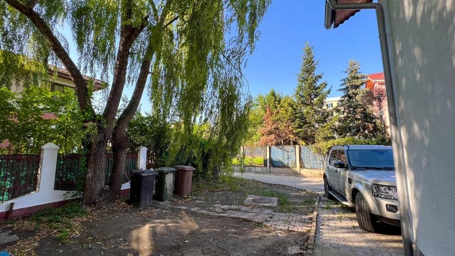 Casă individuală cu 10 camere cu Piscina în Pipera
