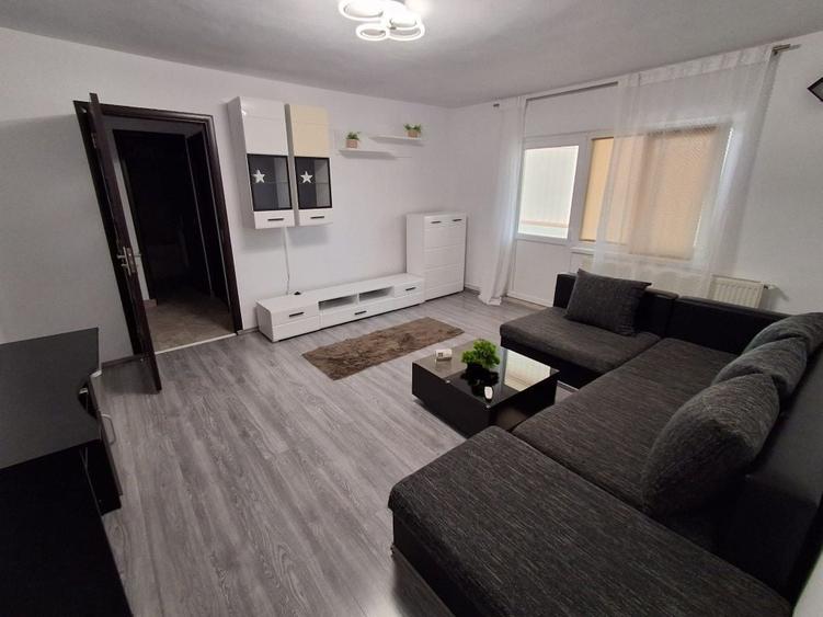Apartament cu 2 camere semidecomandat în Găvana