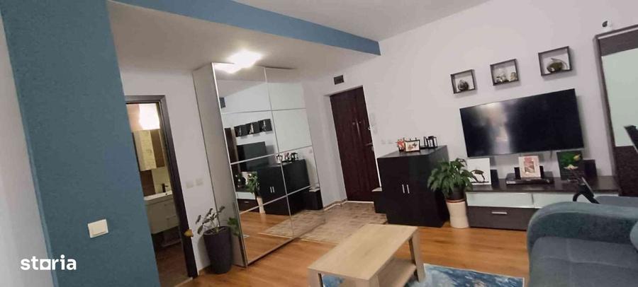 Apartament cu 2 camere semidecomandat în Florești