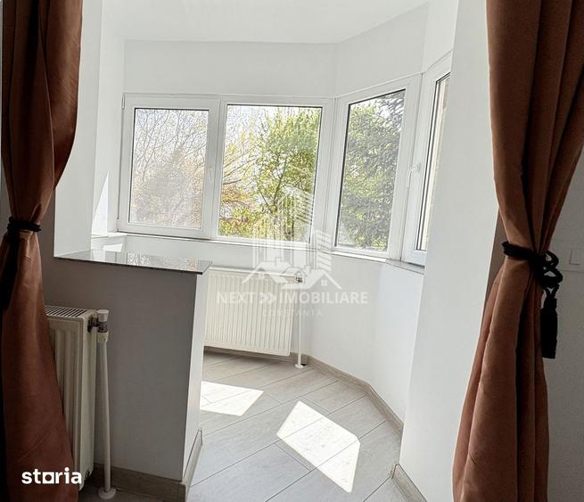 Apartament cu 2 camere, mobilat în Delfinariu