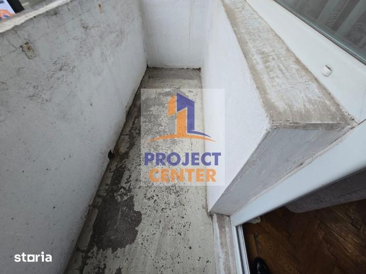 Apartament cu 3 camere decomandat în Găvana