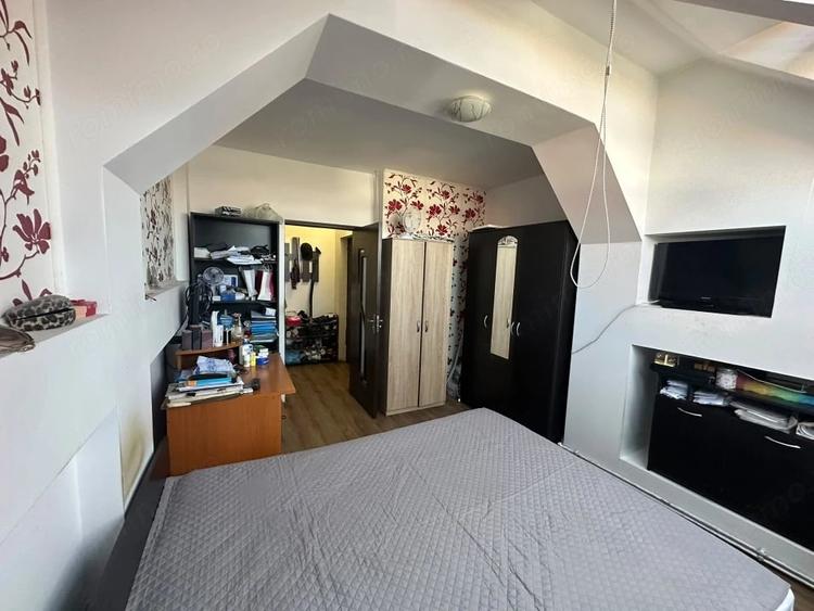 Apartament cu 3 camere decomandat în Ultracentral