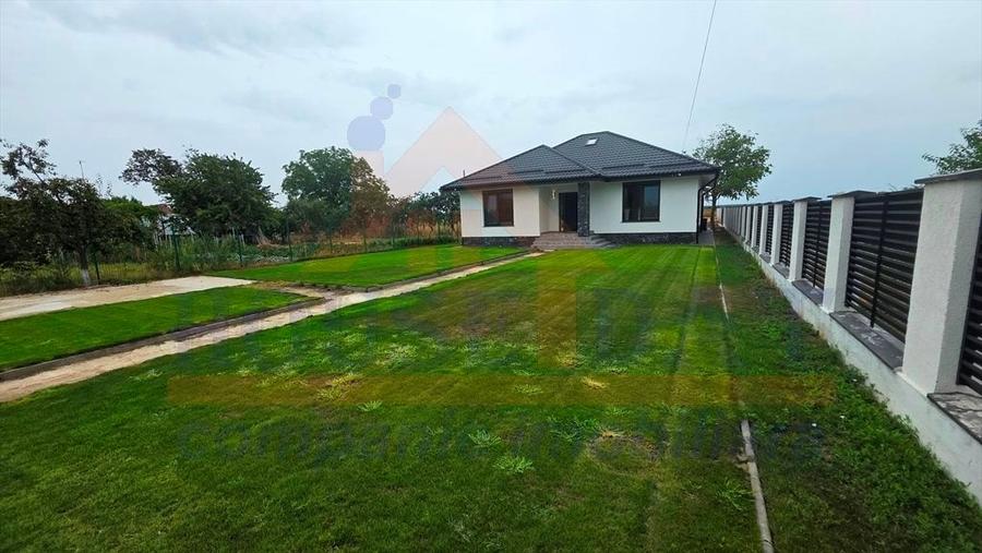 Casă cu 3 camere cu Teren 1400 Mp în Butimanu