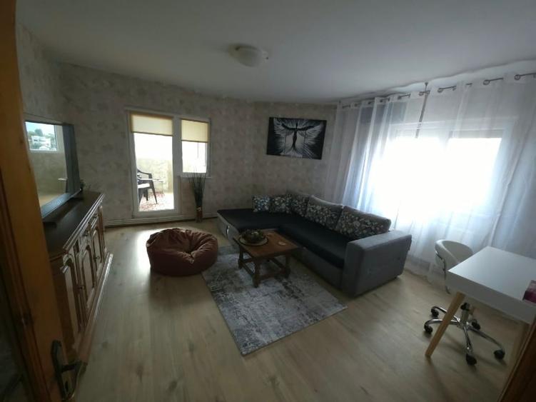 Apartament cu 2 camere decomandat, mobilat în Brătianu