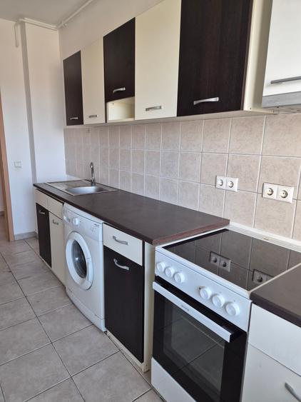 Apartament cu 2 camere decomandat în Baicului