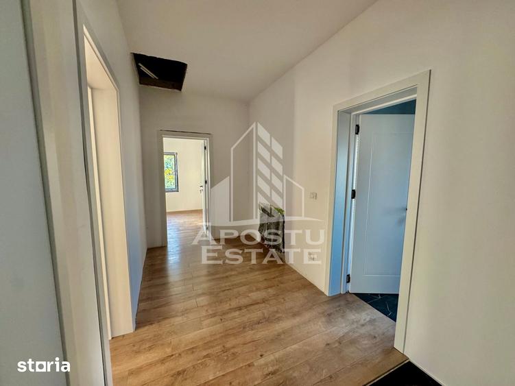 Casă cu 4 camere cu Teren 260 Mp în Baba-Dochia