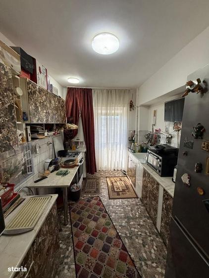 Apartament cu 4 camere decomandat în Păcurari