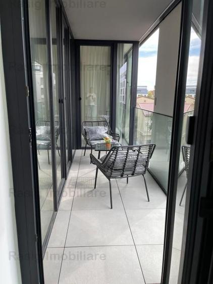 Apartament cu 2 camere decomandat în Aviației