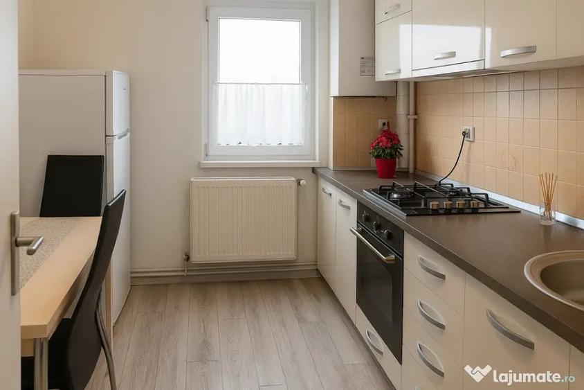 Apartament cu 2 camere decomandat în Mihai Viteazul