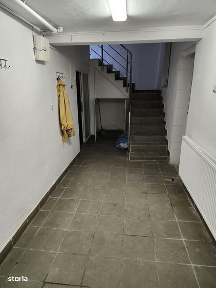 Casă cu 4 camere cu Teren 2000 Mp în Central