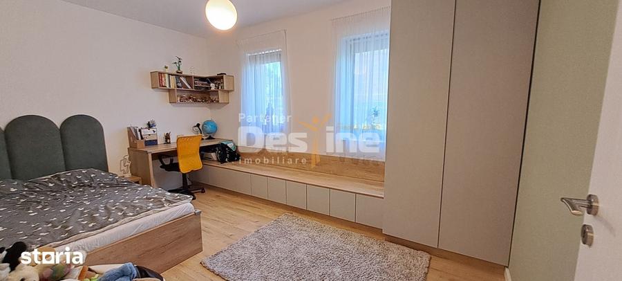 Casă cu 4 camere cu Teren 498 Mp în Miroslava