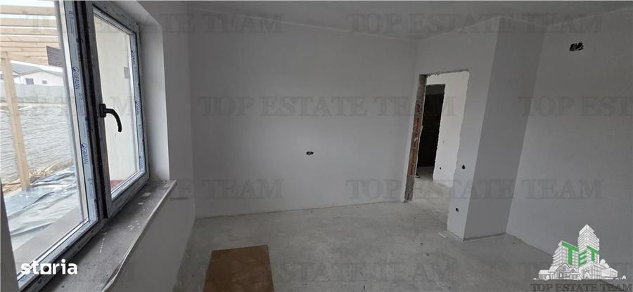 Casă cu 3 camere în Domnești
