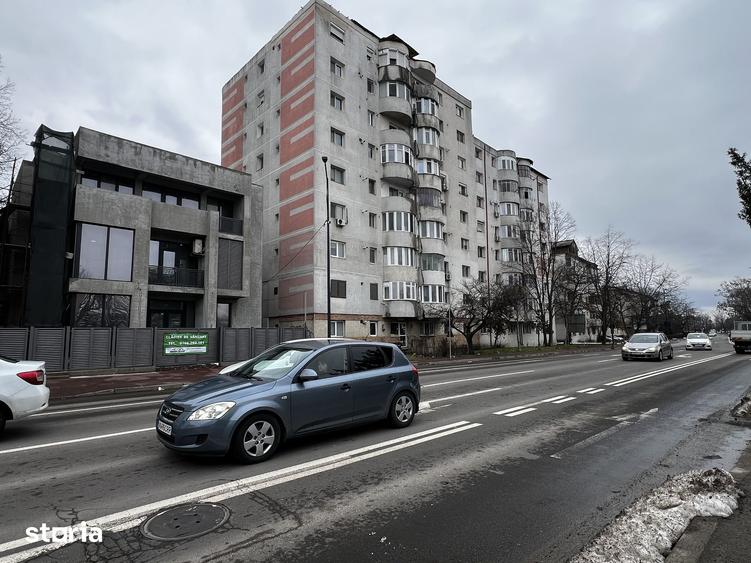 Casă cu 6 camere cu Teren 300 Mp în Central