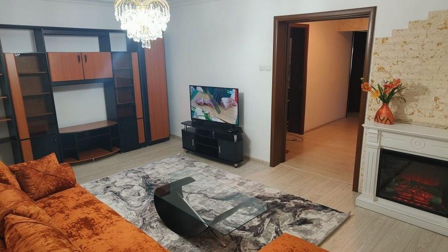 Apartament cu 3 camere decomandat în Valea Moșneagului