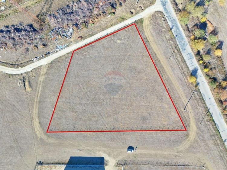 Teren Construcții intravilan de 4804 mp, în Vladimirescu