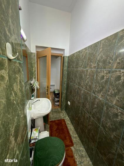 Garsonieră decomandată în Eminescu