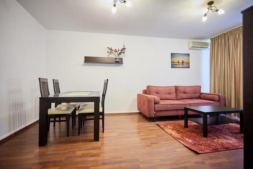 Apartament cu 2 camere semidecomandat în Calea Victoriei